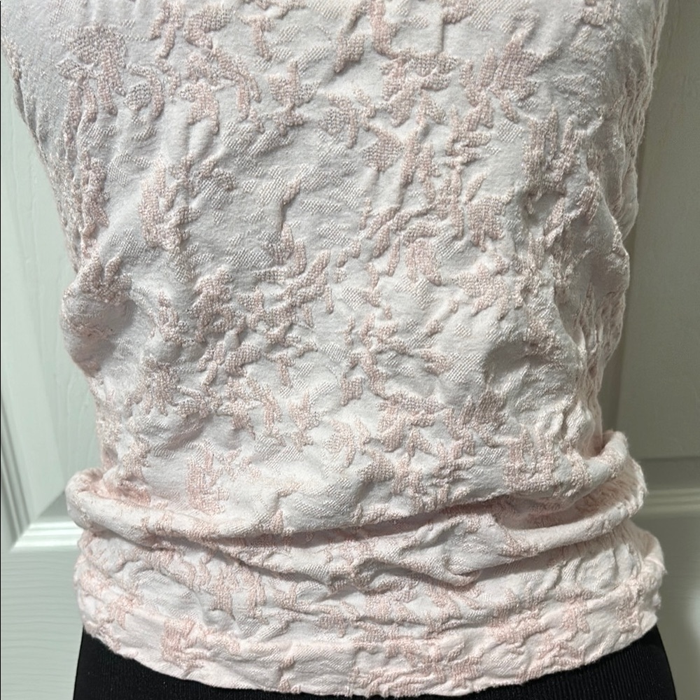 Anthropologie light pink scrunch tank top - Picture 4 of 8